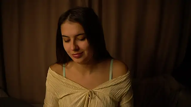 elisa_moon live sex cam