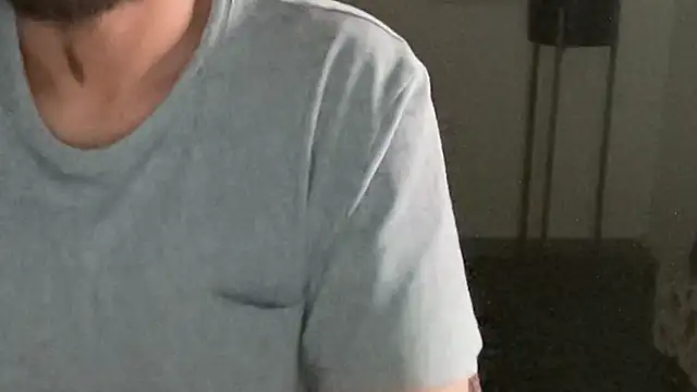 MakeMeAwareAah live sex cam