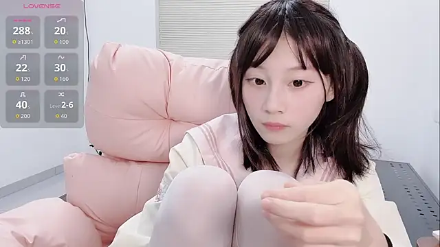 lris-Beauty live sex cam