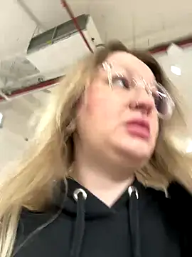 Teya_moon_'s cam snapshot