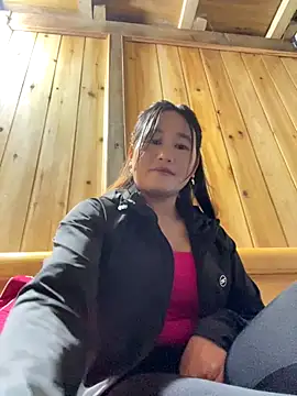 phungtiti live sex cam