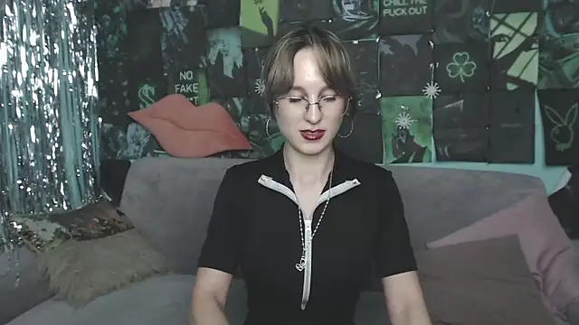 AlishaKellyi's cam snapshot