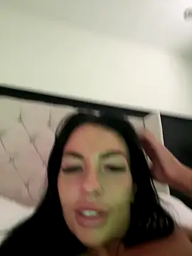 BELLABLACKXUK live sex cam