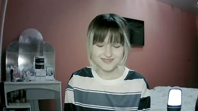 SkylaPorter's cam snapshot