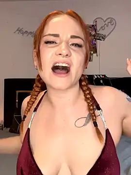 Fiebie_licios's cam snapshot