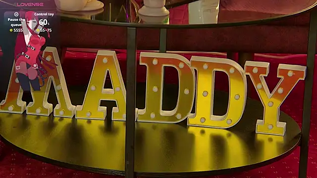 MaddyHeart's cam snapshot