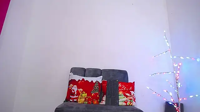 Mia_fox29's cam snapshot