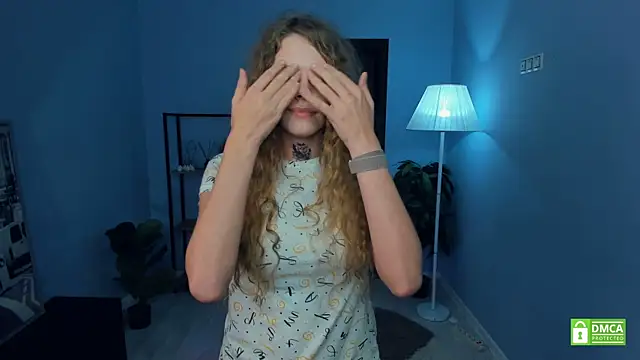 RayaNenlia's cam snapshot