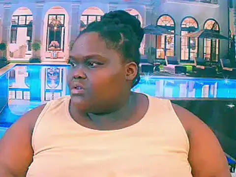 EbonyHotBuns live sex cam