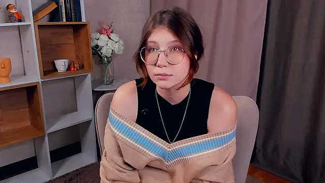 AprylShotwell's cam snapshot