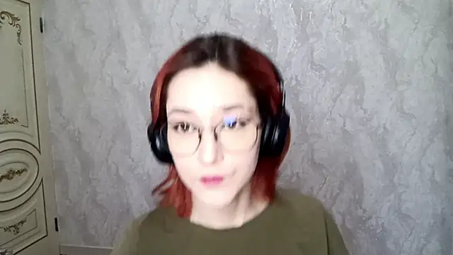 LinaWatter's cam snapshot