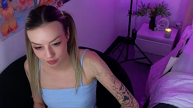 SweetSinTeacher's cam snapshot