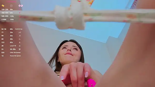 OliviaKis_'s cam snapshot