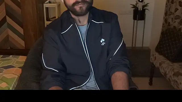 MakeMeAwareAah's cam snapshot