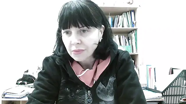 Viknika live sex cam