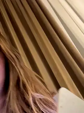 curvyflawless live sex cam