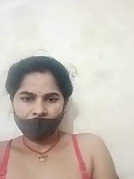 JULEE-740's cam snapshot