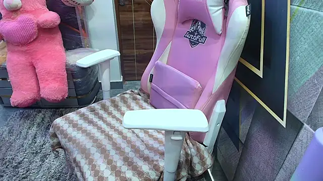 YourKusu's cam snapshot