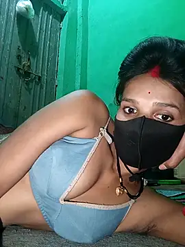 Hoty_girl_143's cam snapshot