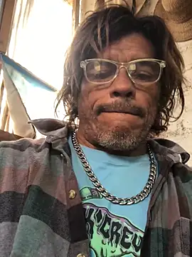 kvr27's cam snapshot