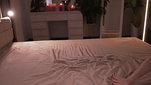 Faster_maci live sex cam