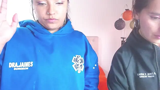 sharon_and_sharit live sex cam