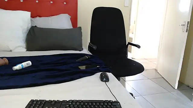 Foxybrownxx1's cam snapshot