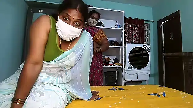 Honey__baby_'s cam snapshot