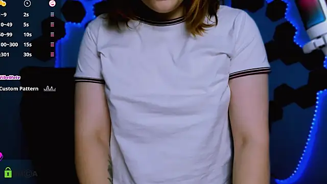 casey_meow_'s cam snapshot