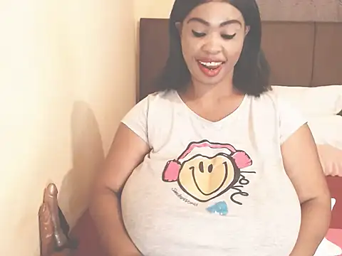 MissTits live sex cam