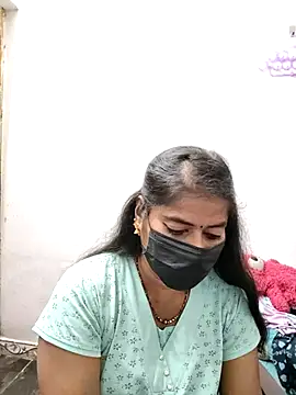 tamil_Sigappu_Roja's cam snapshot