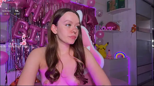 CheekySashaCharm's cam snapshot