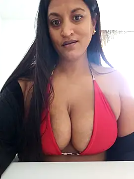 Busty_AriaX's cam snapshot