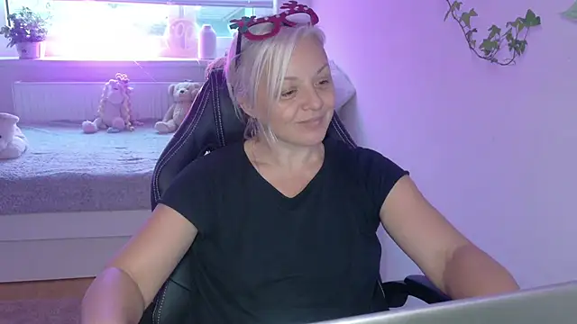 Linsy_Kim's cam snapshot