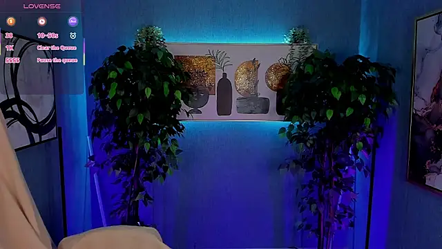 LeonaCleaveAge's cam snapshot