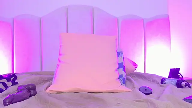 anzhel_novick's cam snapshot