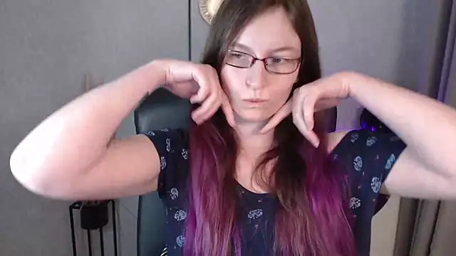 emmaxDelight's cam snapshot