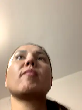 MiraMiss's cam snapshot