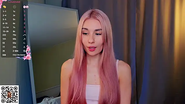 MinaRuzzo's cam snapshot