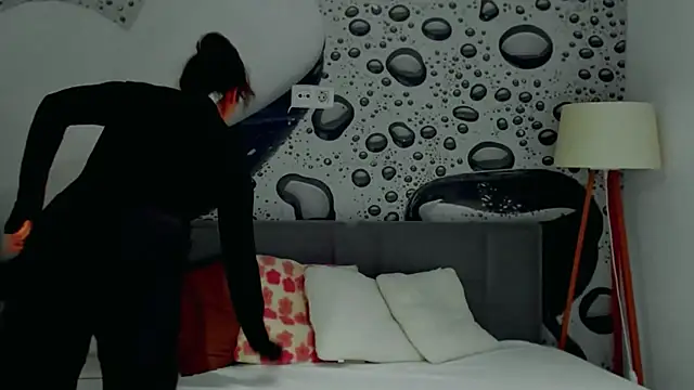 AlmaFancy's cam snapshot