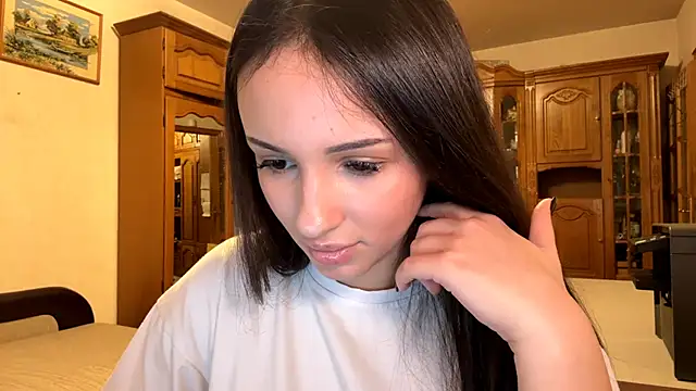 MinervaShetrawski's cam snapshot