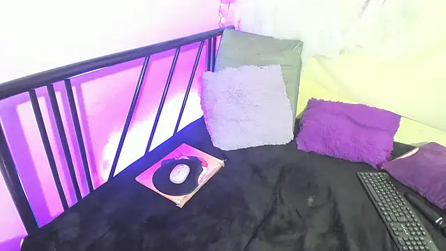 gataluna67's cam snapshot