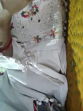 LOVELYKAJALBHABHI's cam snapshot