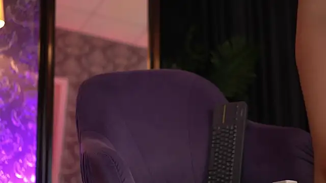 RavenBelrose's cam snapshot