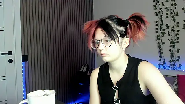 shy_elina01 live sex cam