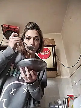 SheTheDeeevil's cam snapshot