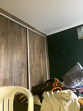 DiamondGoddes live sex cam