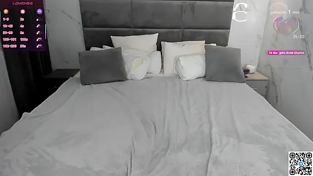 Chloee_White's cam snapshot