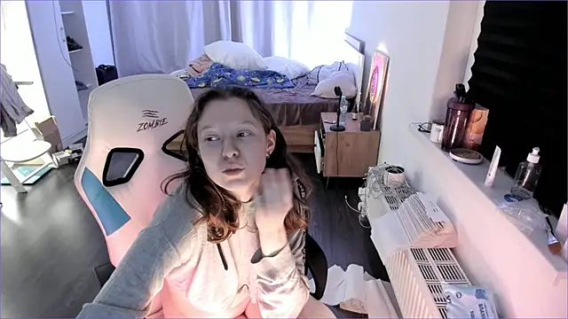 Viktoria_Oliverr's cam snapshot