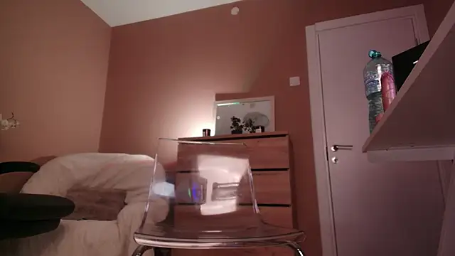 KaylaLaine's cam snapshot